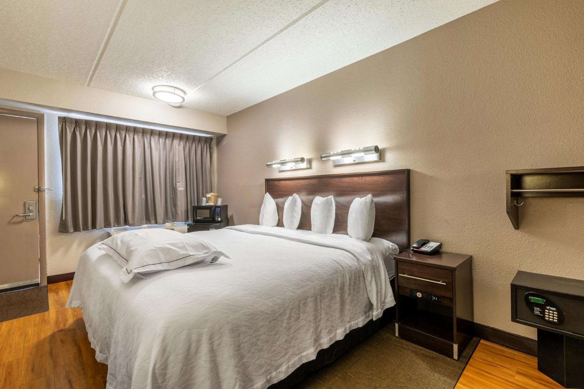 Red Roof Inn Plus+ Nashville Airport Zewnętrze zdjęcie