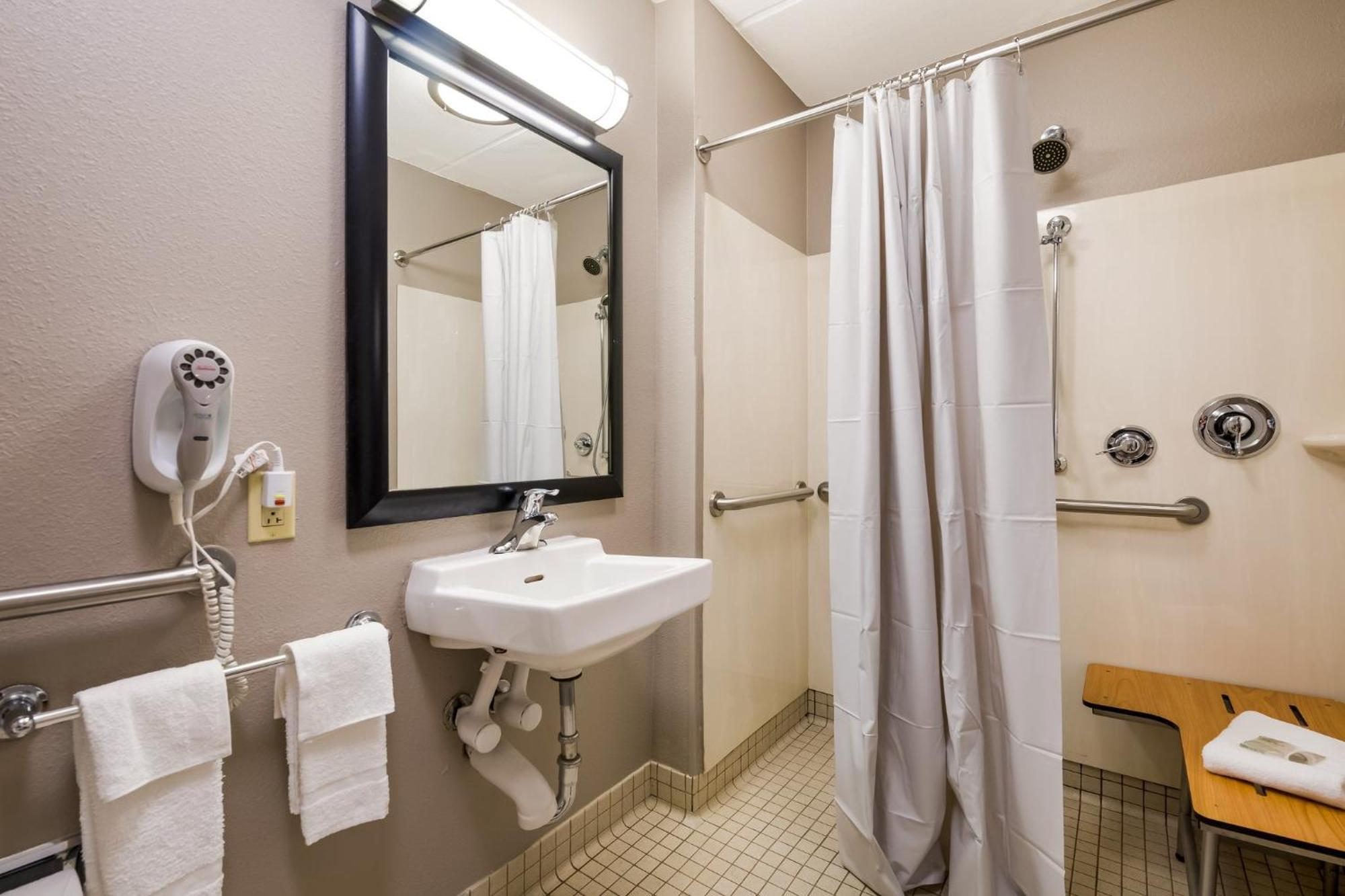 Red Roof Inn Plus+ Nashville Airport Zewnętrze zdjęcie