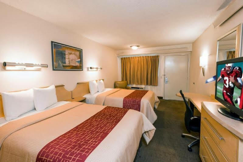 Red Roof Inn Plus+ Nashville Airport Zewnętrze zdjęcie